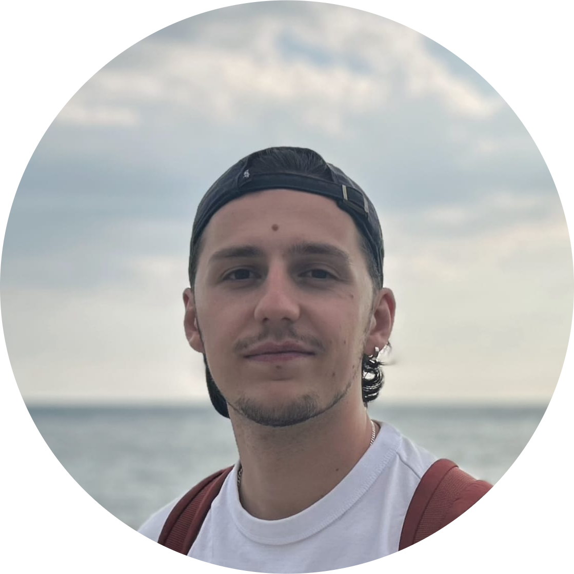 Daniel from Vintage Casio Restore — watch restorer and SEO specialist based in Poland.